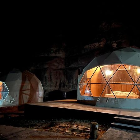 Scarlet Luxury Camp Wadi Rum Exterior foto