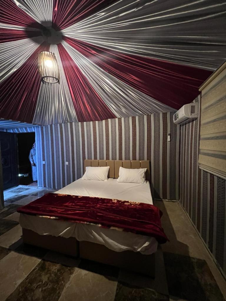 Scarlet Luxury Camp Wadi Rum Exterior foto