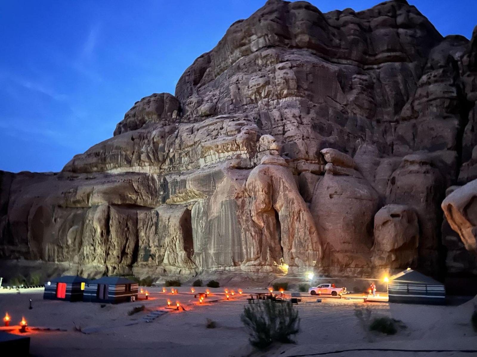 Scarlet Luxury Camp Wadi Rum Exterior foto